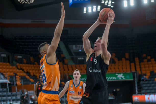 政预算做出 政预算做出