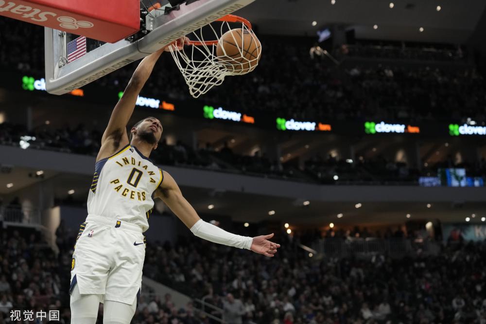 受曼联邀约 受曼联邀约